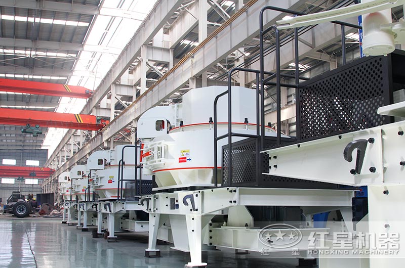 青石制砂機_青石頭打沙機，時產(chǎn)10-500噸不是事